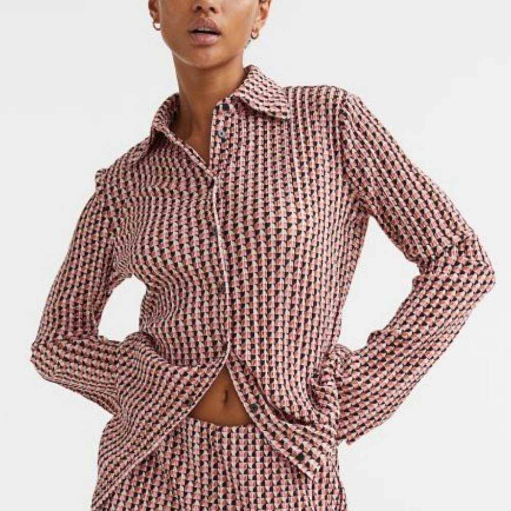 H&M Black Patterned Textured Jersey Shirt